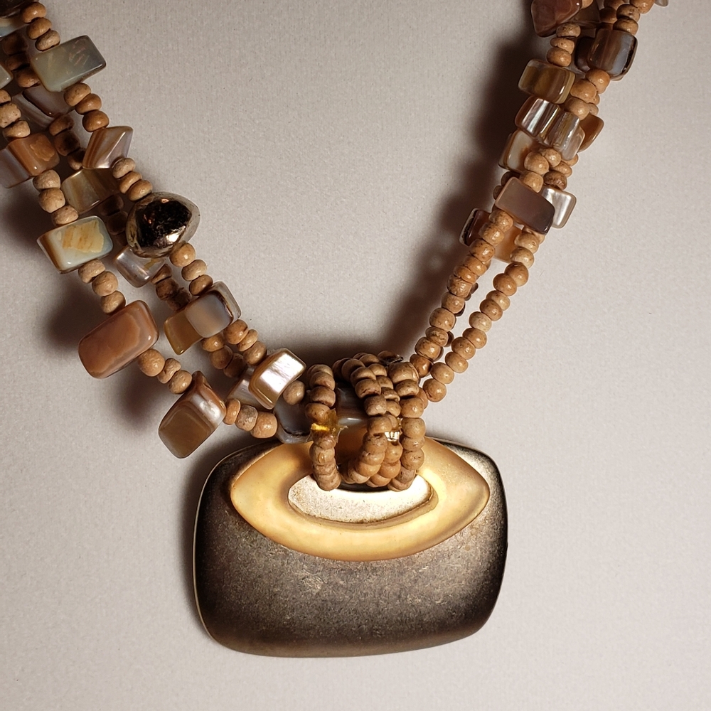 Chico's Shell Abalone Necklace - Picture 2 of 4